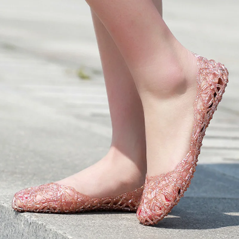 

2019 Summer Hollow Shallow Mouth Flat Shoes Jelly Shoes Soft Non-grinding Beach Shoes Women's Slippers Shoes Woman Sandalie B105