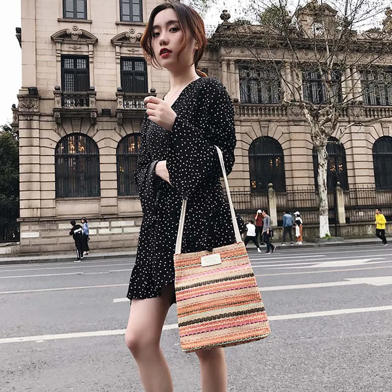 New Summer Beach Women Handbag INS Popular Female Casual Straw Bags Large Lady Travel Shoulder Bag Handmade Knitted Tote SS3344 (16)