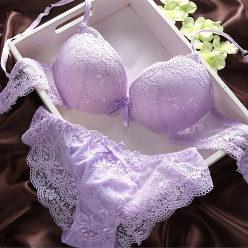 Сексуальный кружевной комплект нижнего белья пуш-ап с вышивкой для маленькой груди, милое женское нижнее белье, атласный кружевной бюстгальтер с вышивкой, комплекты с трусиками - Цвет: Фиолетовый
