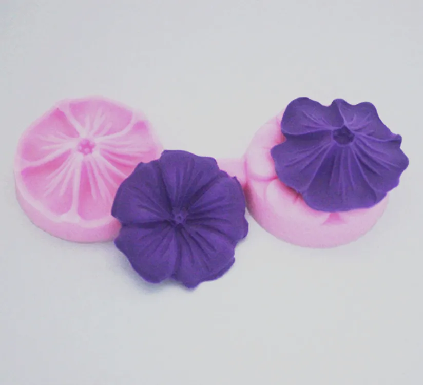 

New 3D Flower Patterned Silicone Mold(random color) FM030