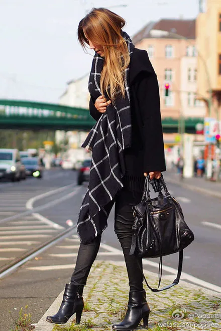 clothes dresses