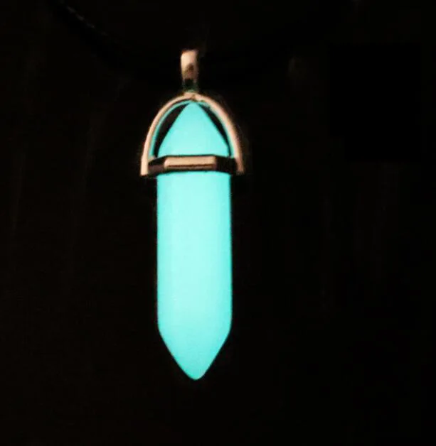 Новинка, светящийся камень, флуоресцентная шестиугольная колонна, ожерелье, натуральный кристалл, драгоценный камень, подвеска, Кожаные Цепочки, ожерелье - Окраска металла: Blue-Green
