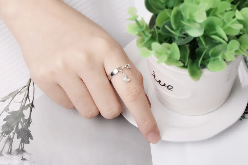 Stainless Steel Rings For Women Korean Fashion Moon Stars Zircon Opening Rings Modern Women Jewelry Adjustable Engagement Ring - Цвет основного камня: Moon