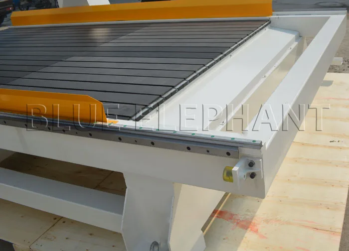 working table of 1530 high z axis cnc wood cutting and carving machine