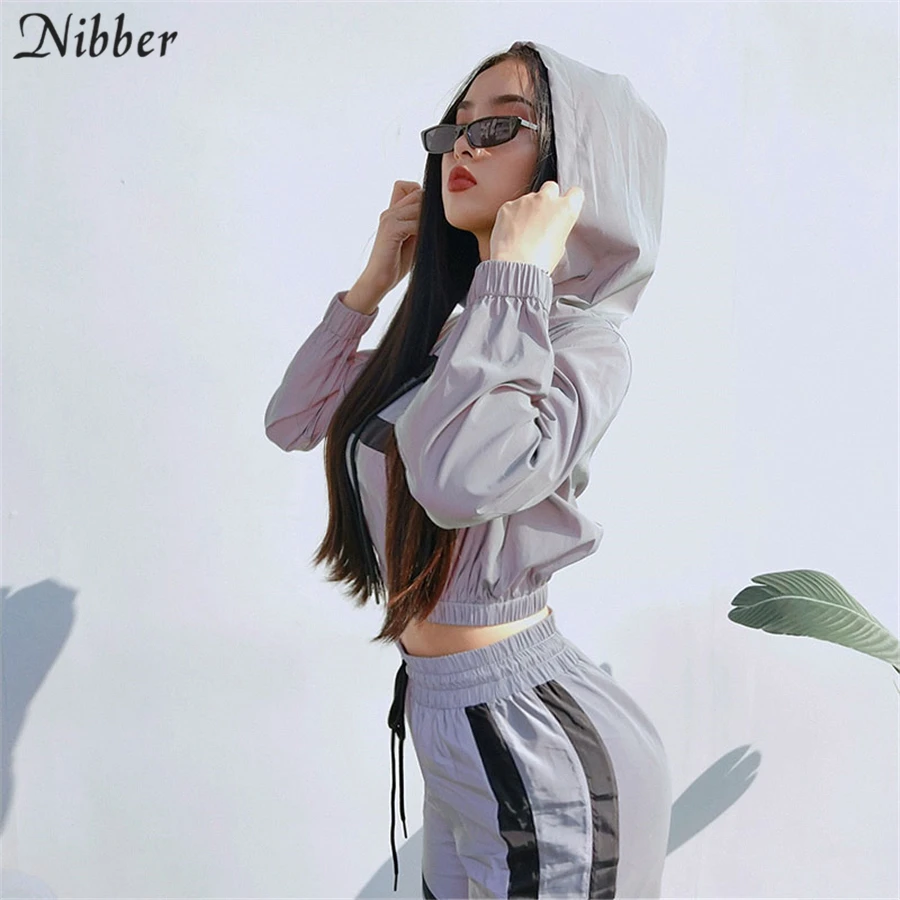 Nibber عاكسة سترة سراويل تقليدية 2 قطعة مجموعات إمرأة 2019 حار بيع هوديي دعوى النشطة الأزياء حزب ليلة لباس غير رسمي موهير Nibber عاكسة سترة سراويل تقليدية 2 قطعة مجموعات إمرأة 2019 حار بيع هوديي دعوى النشطة الأزياء حزب ليلة لباس غير رسمي موهير
