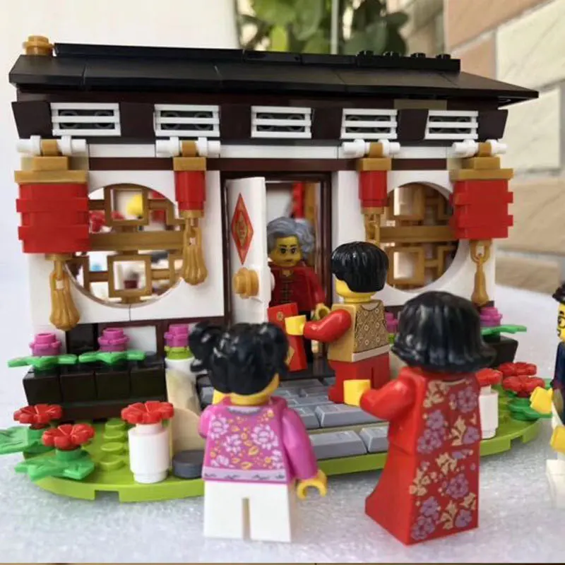 LEGOings Chinese New Year's Eve Dinner Dance Dragon buildings model kits toys for gifts 80101/80102 LEGOings Chinese New Year's Eve Dinner Dance Dragon buildings model kits toys for gifts 80101/80102