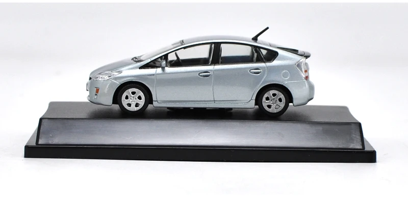 1:43 TOYOTA PRIUS сплав модель автомобиля статическая Высокая моделирования металлическая модель автомобилей с оригинальной коробкой