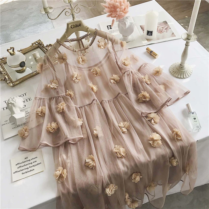 

2019 Spring Elegant Stereo Flower Horn Sleeve Dress Temperament Perspective Mesh Dress Sweet Loose Dress