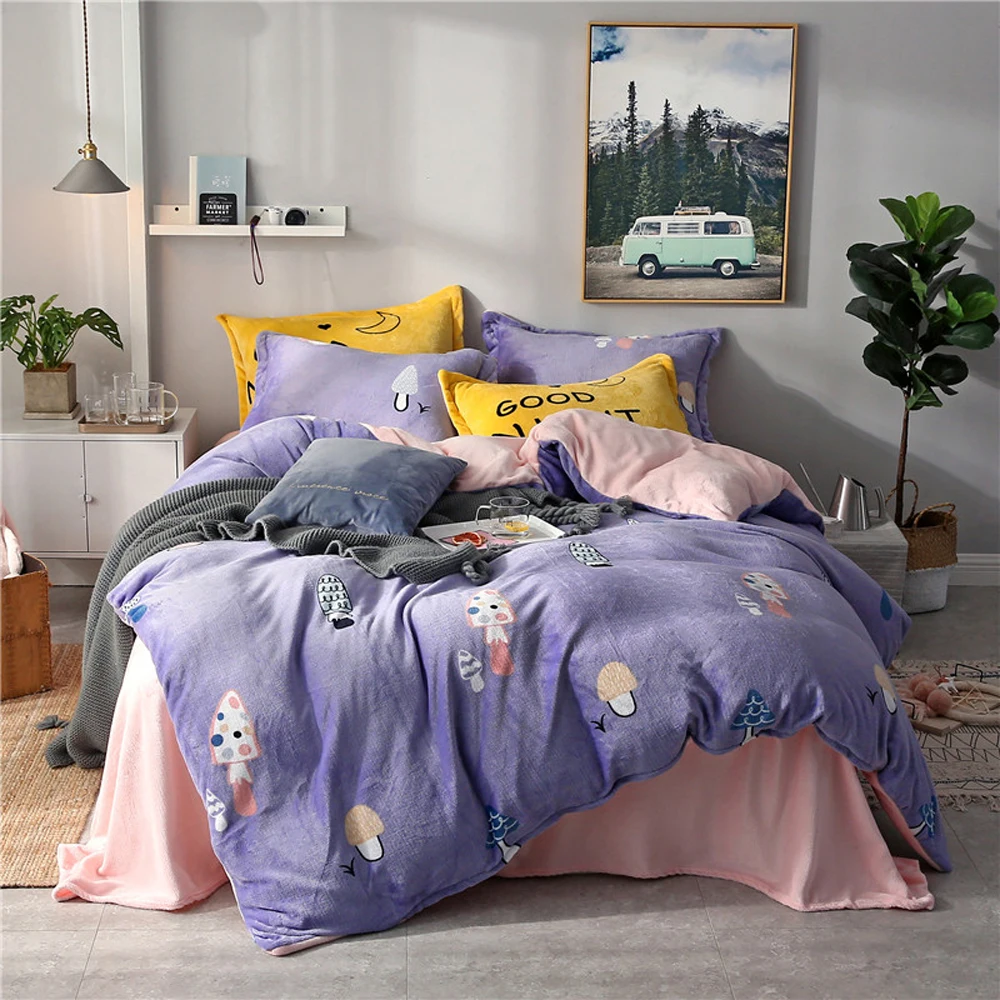 

2018 Mushrooms Purple Winter Bedding Sets 4Pc Flannel Fleece Duvet Cover Set Queen Size Bedding Set Bedsheet Pillowcases