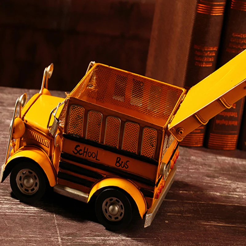 Винтажная модель американского школьного автобуса, украшения из железа, классические фигурки автомобилей, миниатюрный бар, домашний декор, детские игрушки, подарки