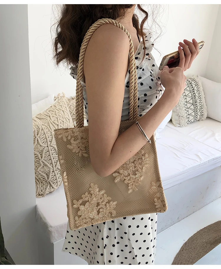 3 (19)