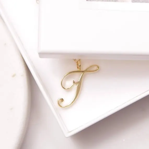 

Dainty Cursive T Letter Necklace Jewelry Letter T Charm Choker Name Letter T Necklace for Wedding Gifts