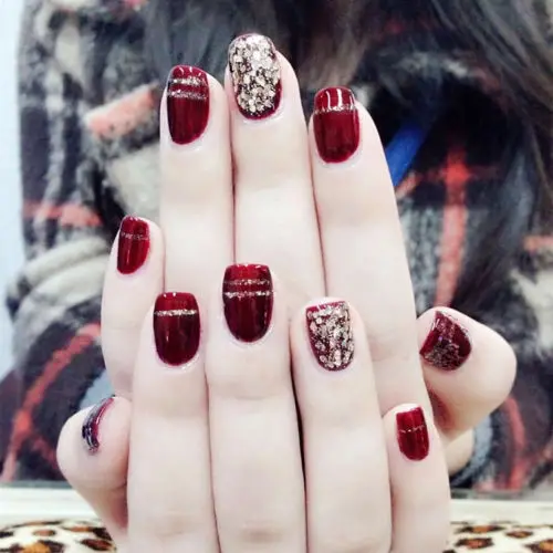 Short Wine Red Nail Art Short False Nails with Golden