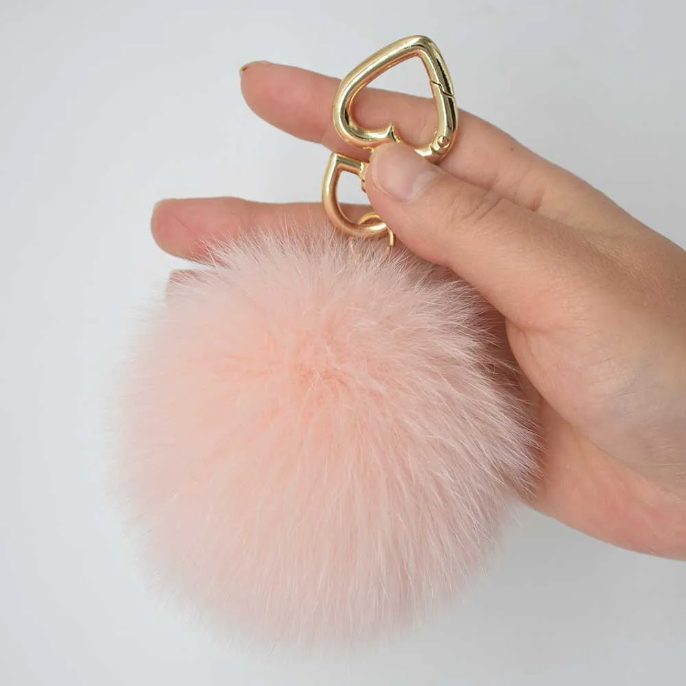 fox fur pompoms 2 ali (1)