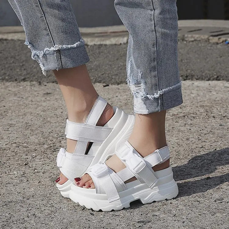 

Platform shoes, women's thick bottom sandal, summer 2019 new style Korean port-style retro-style chic shoes.