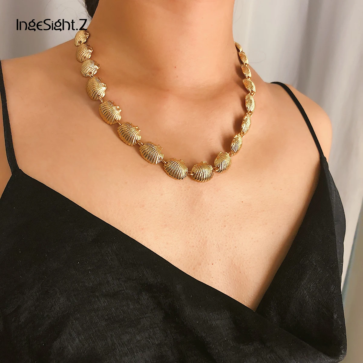 

IngeSight.Z Bohemian Alloy Scallop Choker Necklace Collar Statement Adjustable Rope Chain Necklace Women Girls Jewelry Accessory