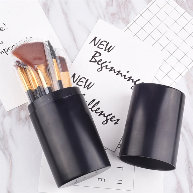 

Best Sellers 12 branches cylinder Cosmetic brush Make-up division Beginner Easy to make-up Random delivery