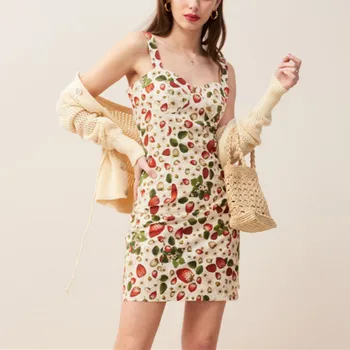 

Runway 2019 Summer Collection Women's Sexy Strap Dress Cute Strawberry Printed Slim Mini Dresses Sweet Girls Beach Party Vestido