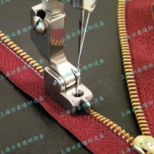 

1pcs Free Shipping SEWING MACHINE SPARE PARTS & ACCESSORIES HIGH QUALITY SEWING PRESSER FOOT S518NS Invisible Zipper