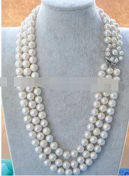 

yan 1169 3ROW 25" 8-9mm ROUND WHITE FRESHWATER PEARL NECKLACE