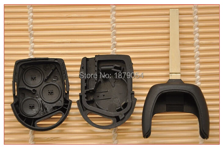 Ford  Focus remote key shell 3 Buttons  (3).jpg