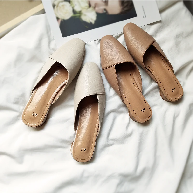 

cozy closed toe leather female summer 2019 slippers outside mules ladies Rubber heels modis flat babouche Summer comfort new