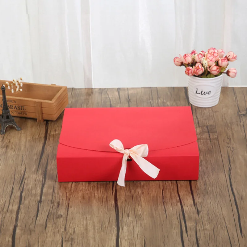 

10PCS Carton Kraft Candy Paper Box Kraft Cloth Gift Packing Boxes Wedding Party Birthday Favor Candy Gift Boxes with Ribbon