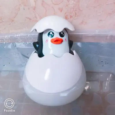 B Детские Игрушки для ванны Детские забавные плавающие разбрызгивание воды утята яйца Пингвины Детские Игрушки для ванны подарки - Цвет: B