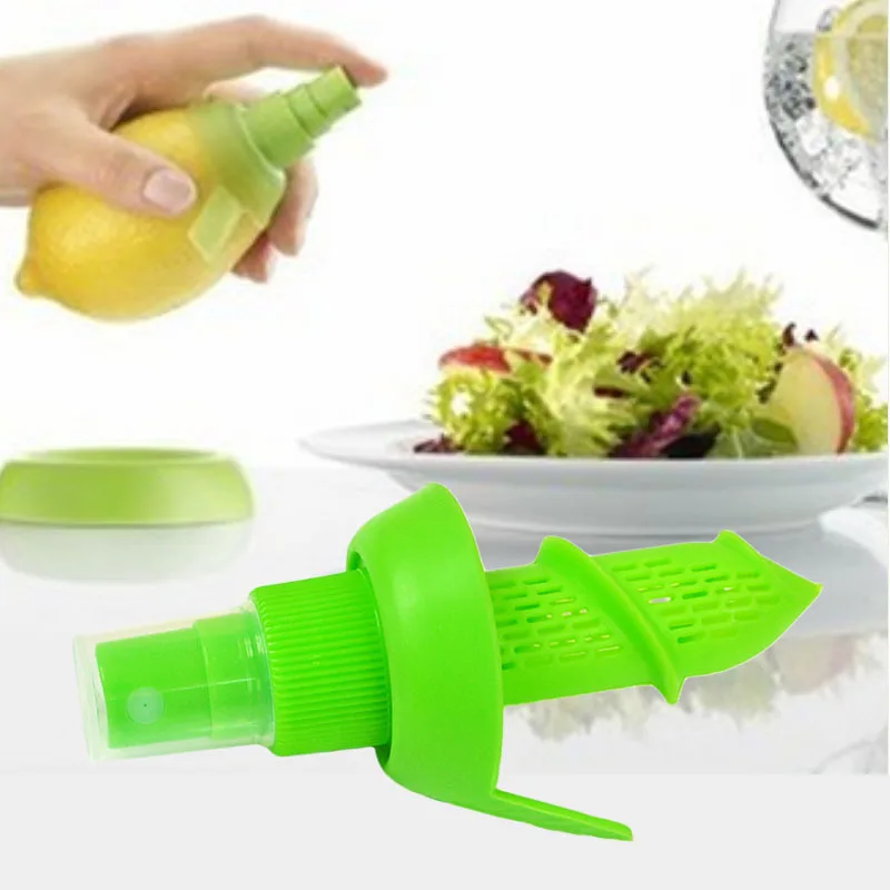 1PC Kitchen Creative Gadgets Fruit Lemon Sprayer Manual Juicer Manual