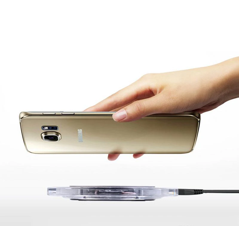 univeral-qi-wireless-charger-pad-with-cool (1)