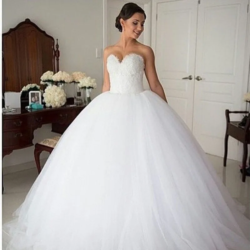 Ball Gown Wedding Dresses 2017 Sweetheart Neckline Beaded Lace Ball Gown Wedding Dresses 2017 Sweetheart Neckline Beaded Lace Tulle Ruffles Brand Backless Plus Size Dress In From