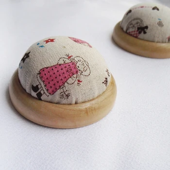 

Free shipping 20pcs/lot Needle Pin Cushion handmade DIY Handcraft Tool for sewing needlework Wooden base cross stitch E77