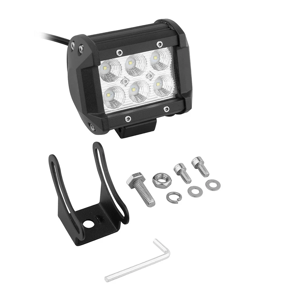 

New 2Pcs 18W LED Floodlight Bar Work Light for Motorcycle Tractor Boat Off Road Truck SUV CSL2018