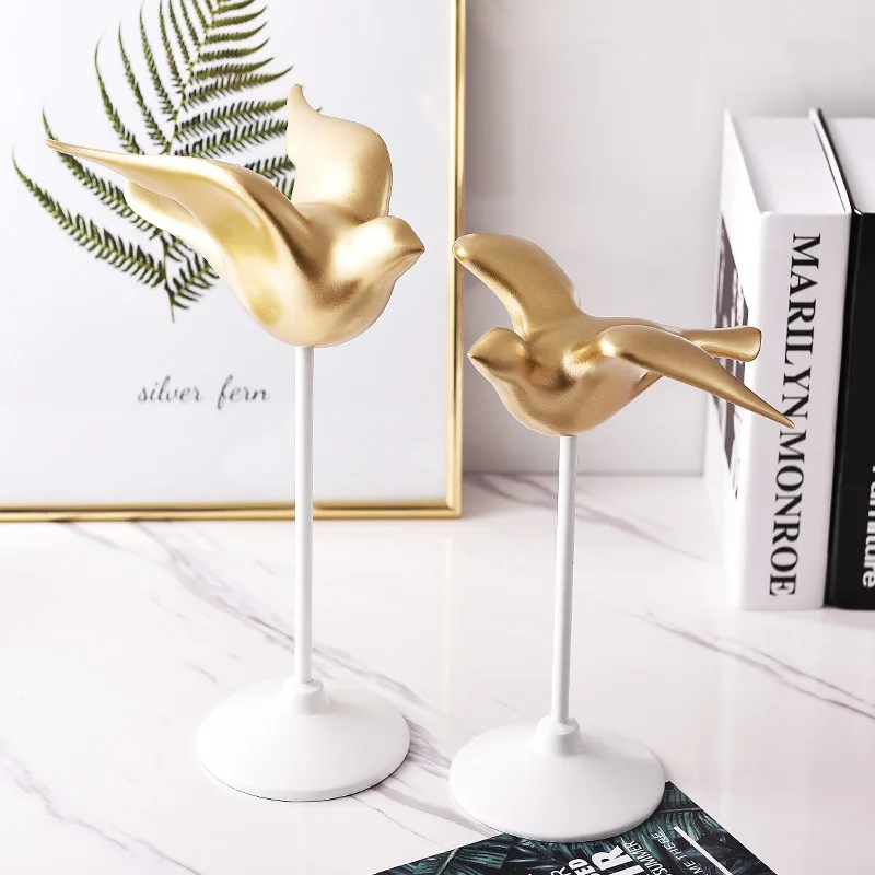 

The Nordic Home Furnishing jewelry gold Dove Bird table desktop decoration room desk bookcase Decor