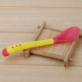 

1pcs Baby Silicon Spoon Sensing Safety Temperature Sucker Fork Spoon Tableware Children Flatware Feeding Spoons for feeding