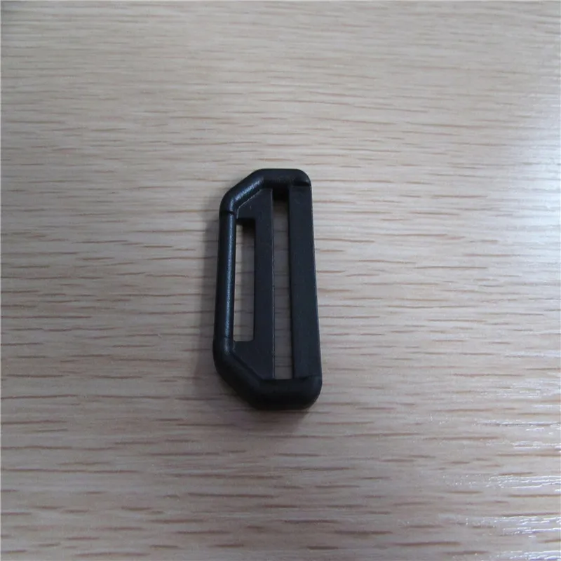 Plastic Strap Divider - Diviseur de sangles