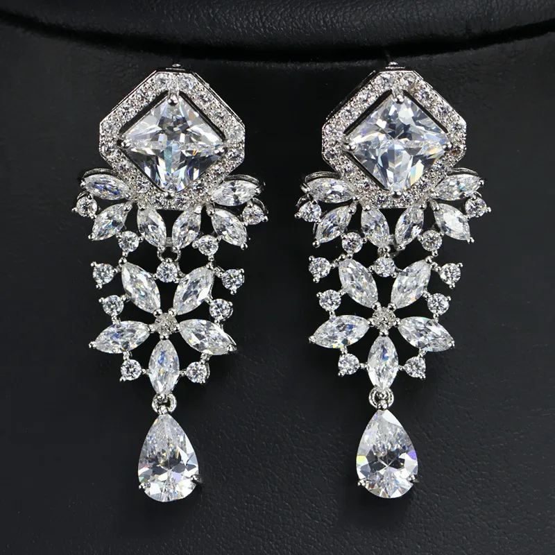 

ALW Ice Freezes Snowflake Design Drop Earrings For Women With Big White Zircon Party Female Earring Fashion Jewelry 2016 Earing