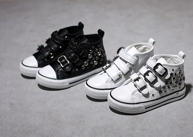 

New white shoes with diamond Casual fashion children's shoes soft sole Leather shoes Boy's and girl's shoes