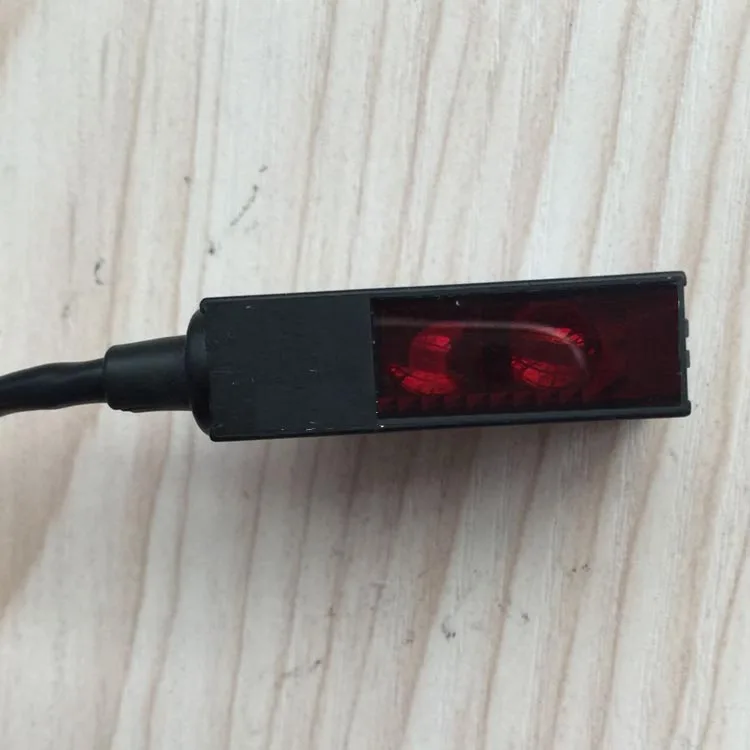 

Free Shipping SICK EK WT9-2N130 diffuse reflection photoelectric sensor photoelectric sensor original authentic