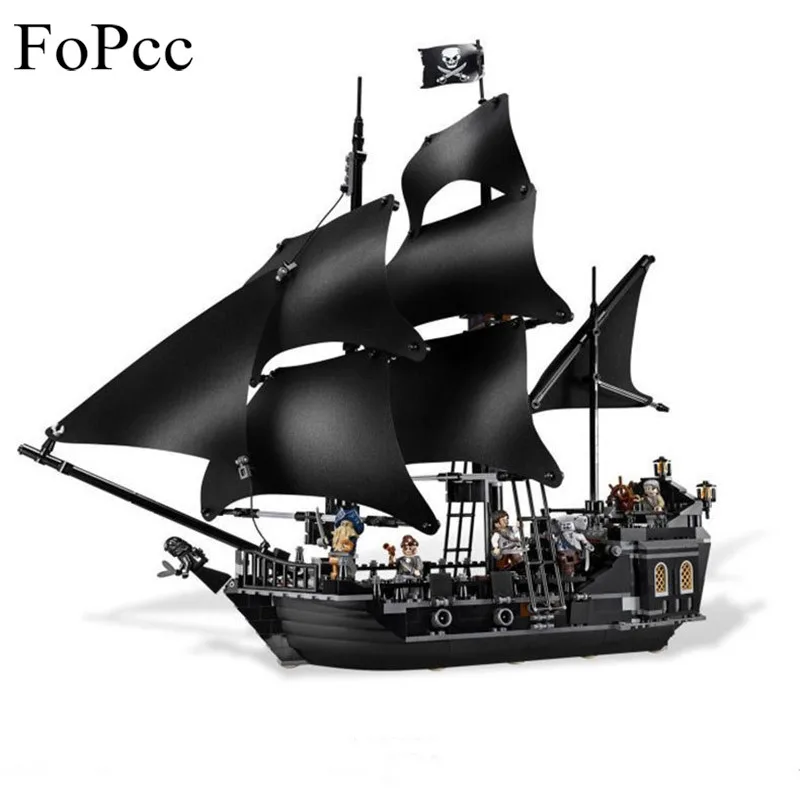 

New 804PCs Pirates of The Caribbean The Black Pearl Building Blocks Educational Toy For Children Toys Gifts Legoings
