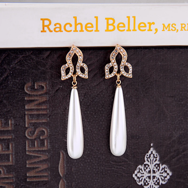 

Statement Grace Imitation Pearls Drop Earrings Crystal Pendants Earrings For Women Gift Dating Fashion Jewelry Accessories