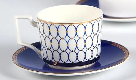 280 мл роскошный Европейский Стиль Геометрическая керамическая костяного фарфора кофейная чайная чашка блюдце с золотой линией - Цвет: 1 cup 1 saucer