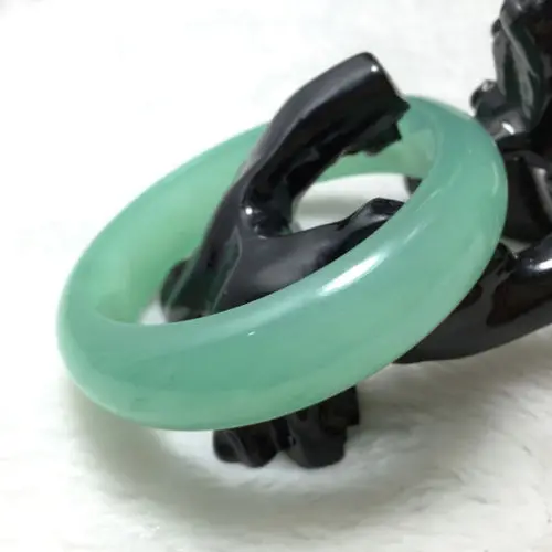 

Hot sale Free Shipping>>>>>Chinese Natural Beautiful Emerald Green Nephrite Jade Bangle Bracelet 60mm