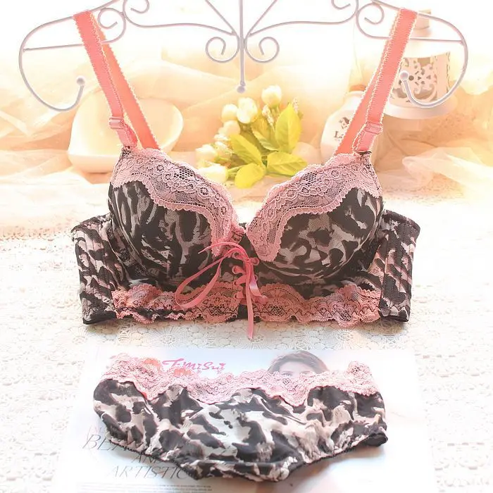 

2015 new thickening water bag massage oil beads push up underwear adjustment leopard gathering female push up bra set
