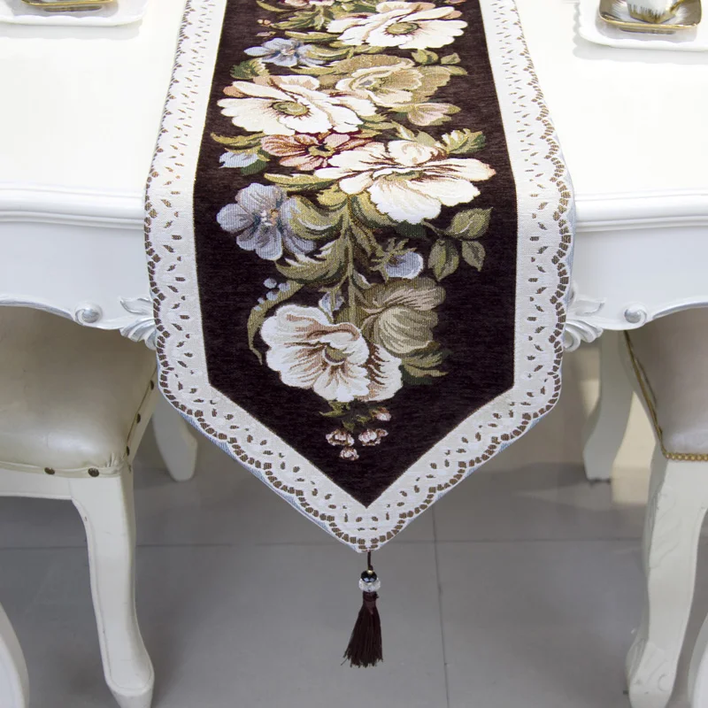 

European Luxury Jacquard Coffee Table Runners Modern Pastoral Embroidered Table Runner High-Grade Thick Cabinet Cover Home Decor