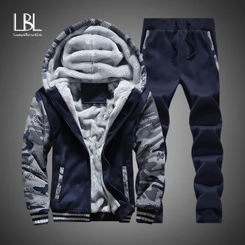 

Tracksuit Men Winter Camouflage Hoodies Casual Hooded Warm Sweatshirts Male Thicken Fleece 2PC Jacket+Pant Men Moleton Masculino