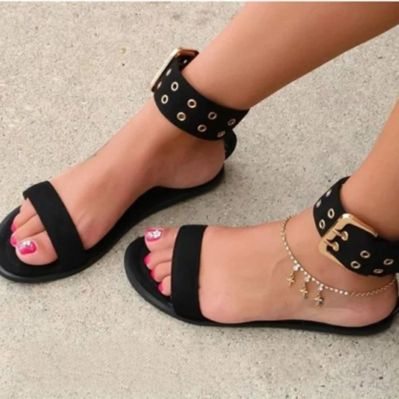 Летние женские сандалии на плоской подошве; прозрачная обувь с пряжкой на лодыжке; женская пляжная обувь на плоской подошве с открытым носком; женская обувь с металлическими украшениями - Цвет: black