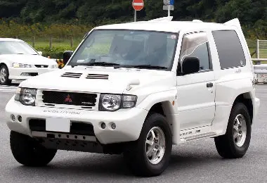 Liandlee 2 din для Mitsubishi Shogun 2006~ автомобильный радиоприемник для Android плеер с gps-навигатором карты HD Touch стерео без CD DVD