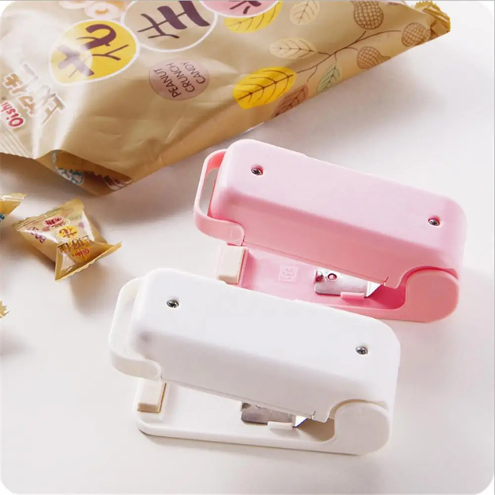 

Portable Bag Clips Handheld Mini Electric Heat Sealing Machine Impulse Sealer Seal Packing Plastic Bag Clip work without battery