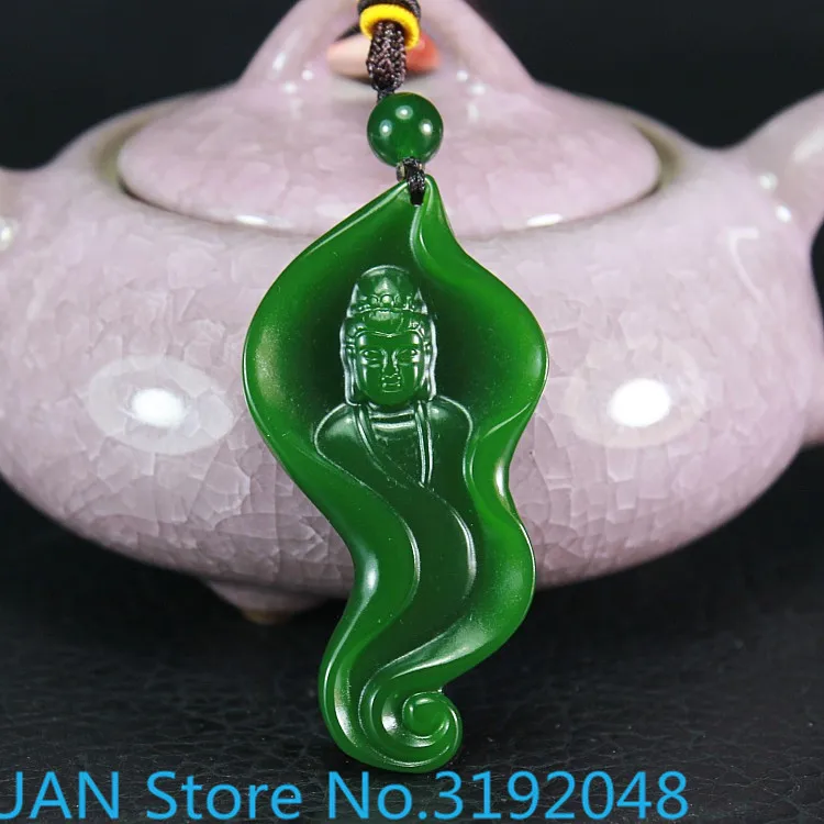 

Natural Jade Xinjiang Hetian Jade Spinach Green Daye Chengguanyin Buddha Necklace Pendant